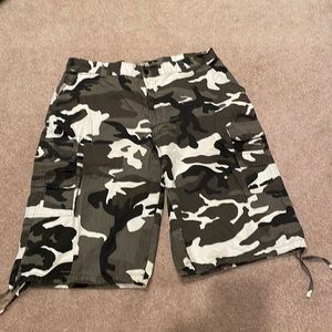 Mens Cargo Camo Shorts